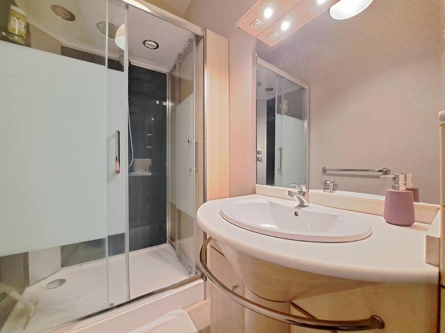 Perth, Bel Appartement Lumineux Reims Exterior foto